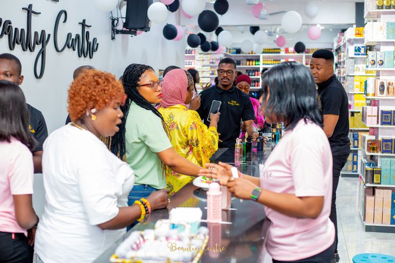 Express Love With Fragrance This Valentine at Dal Beauty Centre 