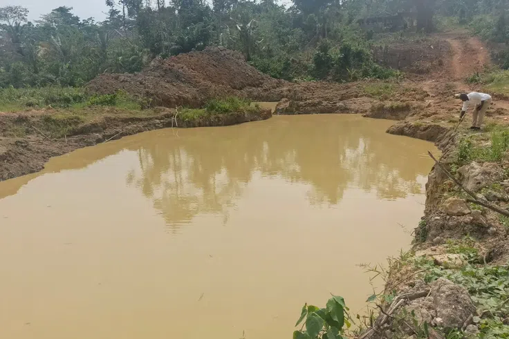 A/R: At least 5 dead, 4 rescued in galamsey pit collapse at Atwima Mponua district