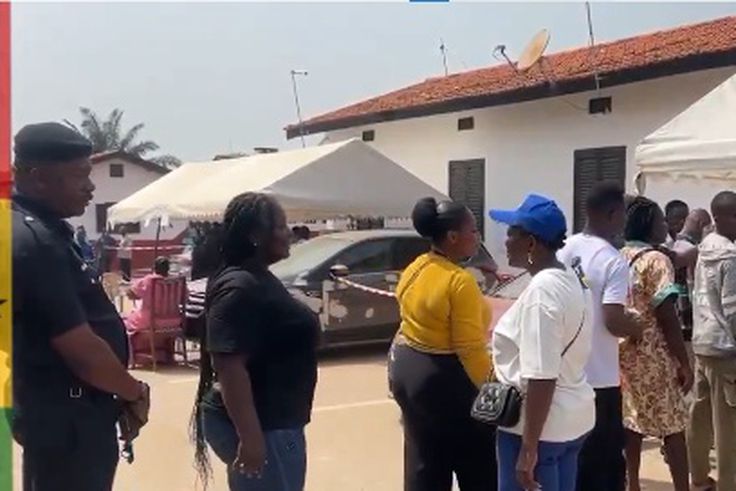 Special Voting: Dumelo and Lydia Alhassan clash at Legon police station