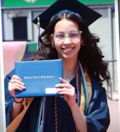 19-year-old sues school after graduating without knowing how to read or write