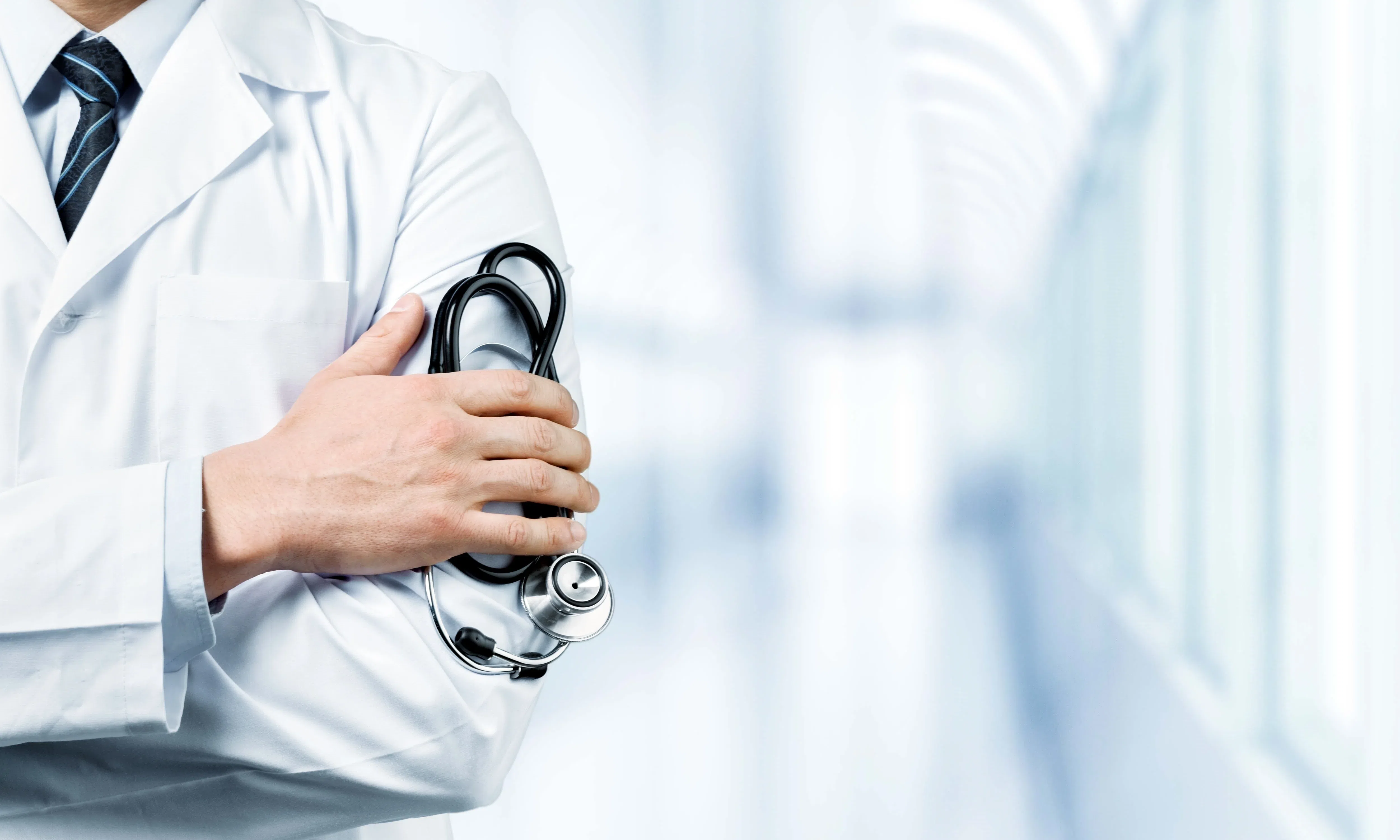 Junior doctors threaten nationwide strike over 10–14 month salary arrears