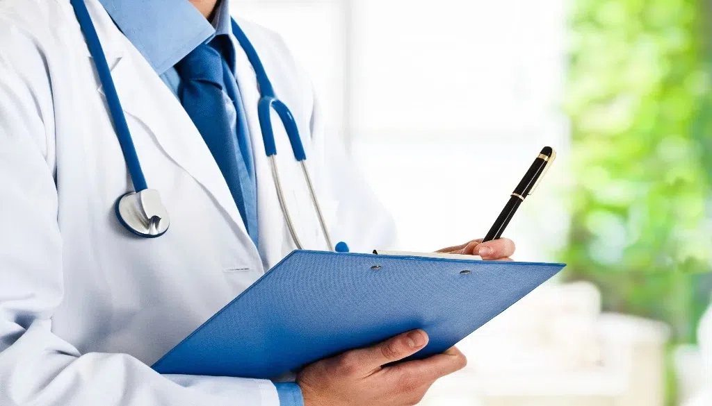 Doctor jailed 10 years for falsely diagnosing healthy patients with chronic illnesses