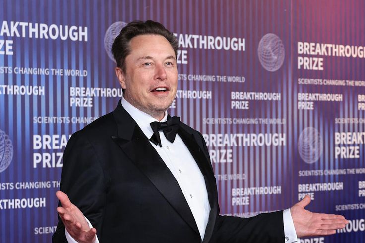 Top 10 Richest Men in the World as Elon Musk Hits $500 Billion: October 2025 Rankings