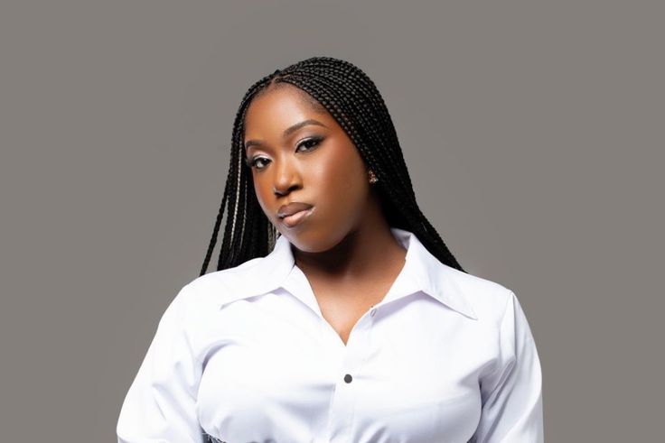 Akua Music channels raw emotion in soulful new single ‘I Surrender’