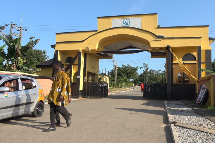 Agona Swedru SHS suspends 25 students following same-sex proposal incident