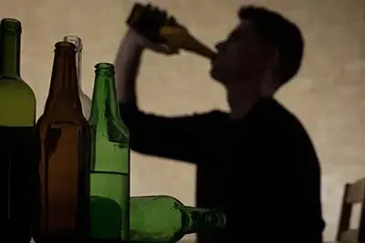 5 effective ways to overcome alcohol addiction