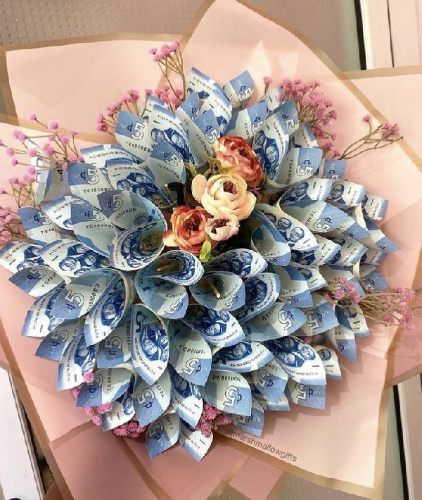 Money bouquets