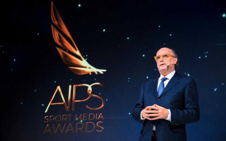 AIPS-President-Gianni-Merlo-speaking-during-AIPS-Awards-2019-Budapest-Photo-by-Carlo-Pozzoni-of-AIPS-Media