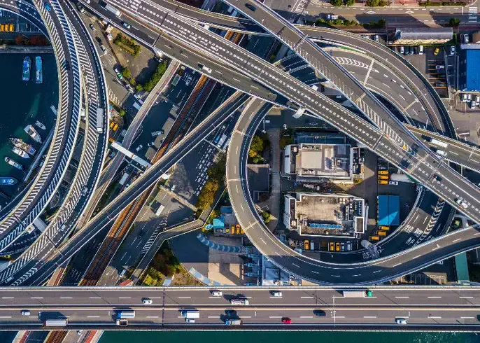 Japan also records 6.1 points. The country's reputation for precision extends to its road infrastructure, where rigorous engineering standards and regular maintenance underpin an extensive expressway network.