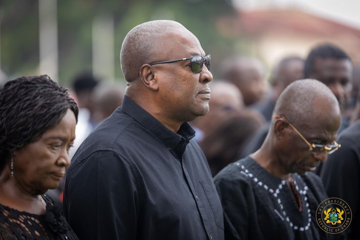 ‘This is not a time for division’ – Pres. Mahama tearfully appeals in first speech after tragic crash