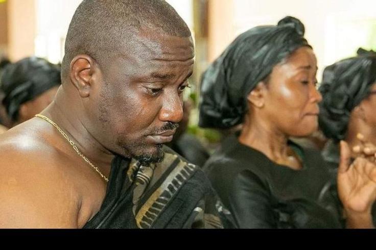 John Dumelo in tears at father's funeral service [VIDEO]