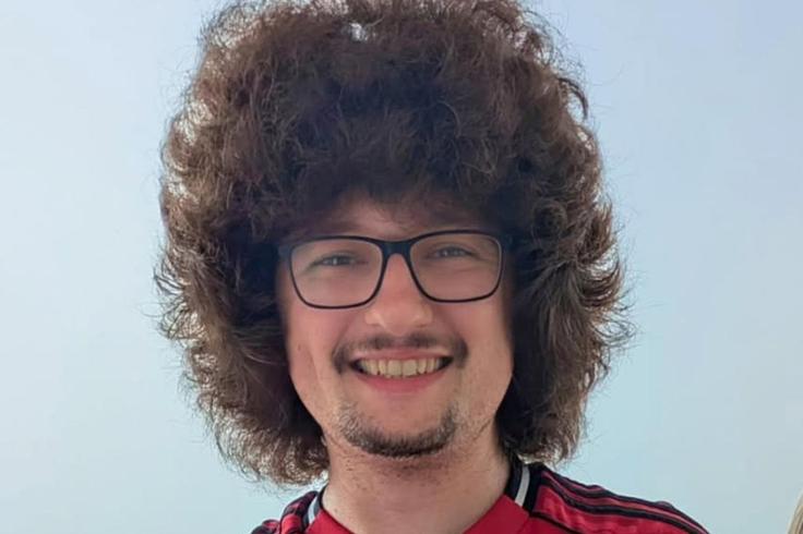 Today is 'decision day': Will the Manchester United superfan finally get a haircut?