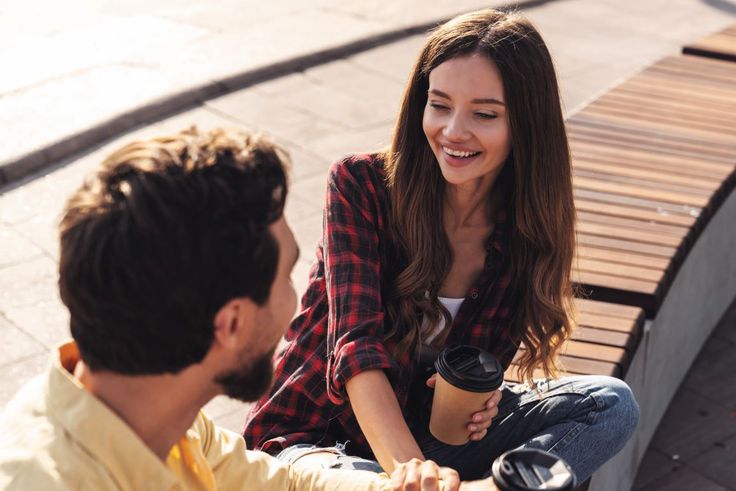 5 things you should never talk about in the talking stage