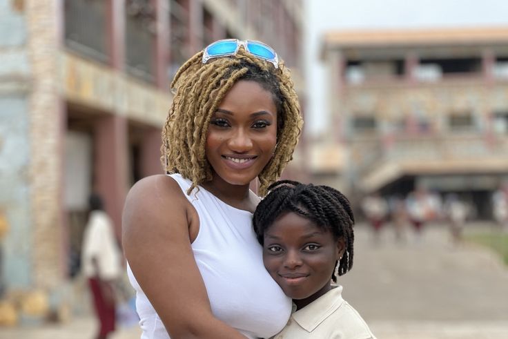 Wendy Shay to sponsor viral fan’s education from class 5 to university in heartfelt gesture