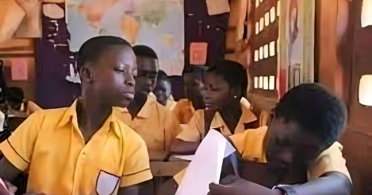 9 surefire ways to pass BECE without cheating or chasing 'apor'
