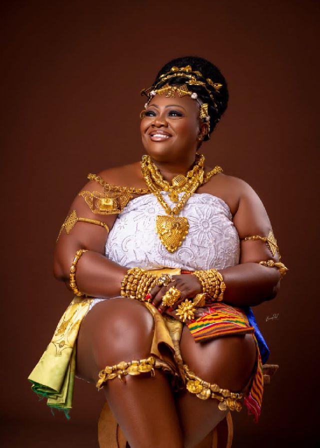 Ghanaian Artist Padiki sets Guinness World Record for largest leaf-print painting