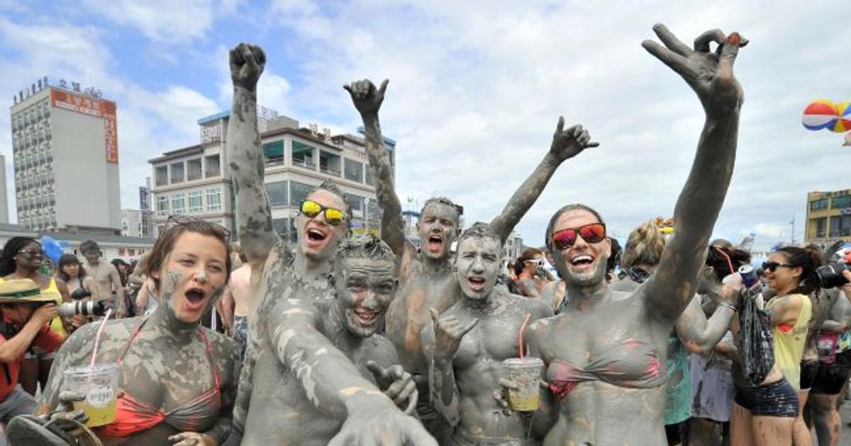 16 strangest festivals in the world that you won’t believe exist