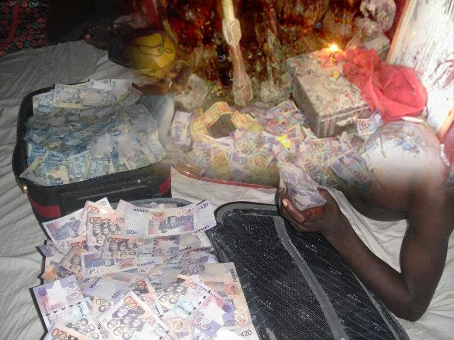 \'I did money rituals but can’t spend over GH?30 a day\' - Sakawa boy breaks down in tears