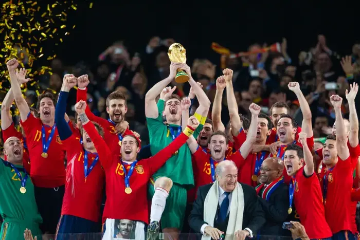 Iker Casillas (captain of of Spain) celebrates with the team [Simon Bruty/Anychance/Getty Images]