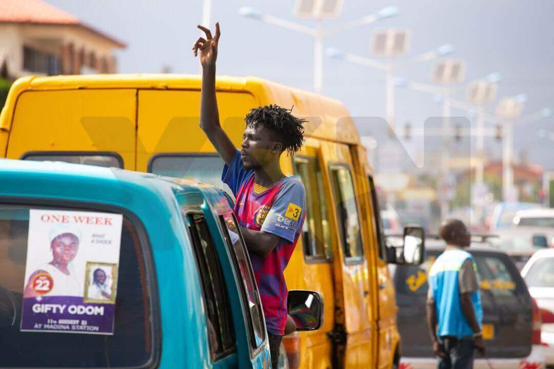 KMA officials begin mass arrests of drivers who refuse to reduce transport fares (Video)