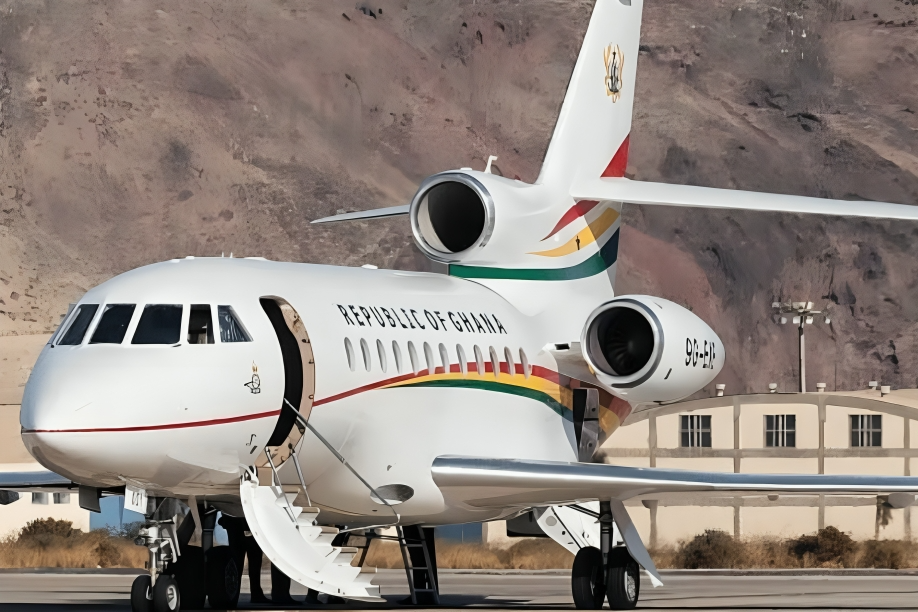 Presidential jet is a \'flying coffin\' - Security analyst warns of national risk