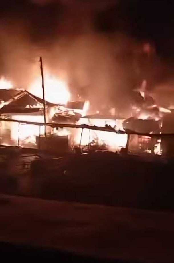 Breaking News: Fire erupts at Techiman Central Market, causing widespread damage (Video)