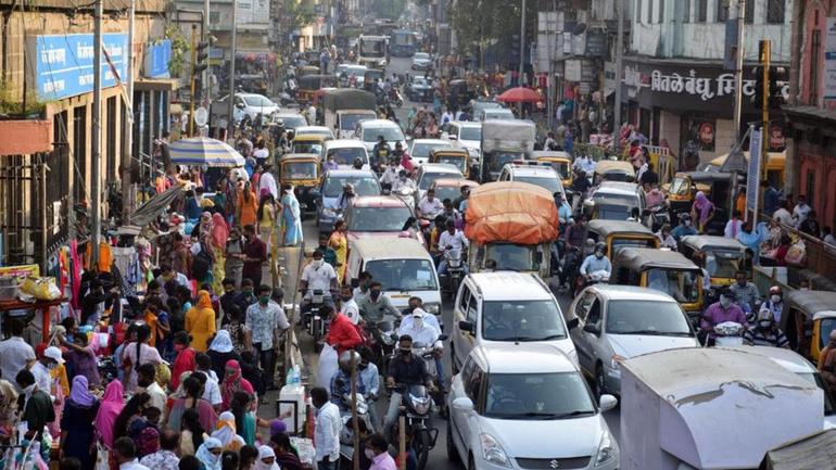 Traffic congestion levels of Pune city have decreased on an average of 29 per cent, as compared to pre-Covid times, according to TomTom, a geolocation technology specialist. (HT FILE PHOTO)