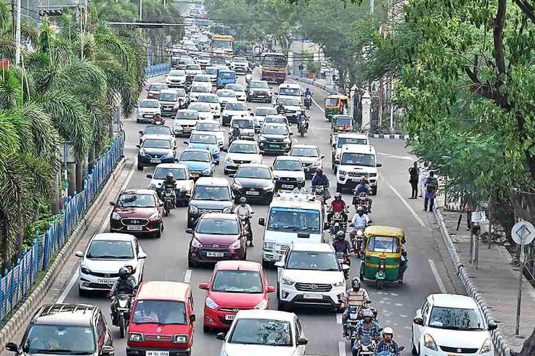 Kolkata, India traffic | Shutterstock