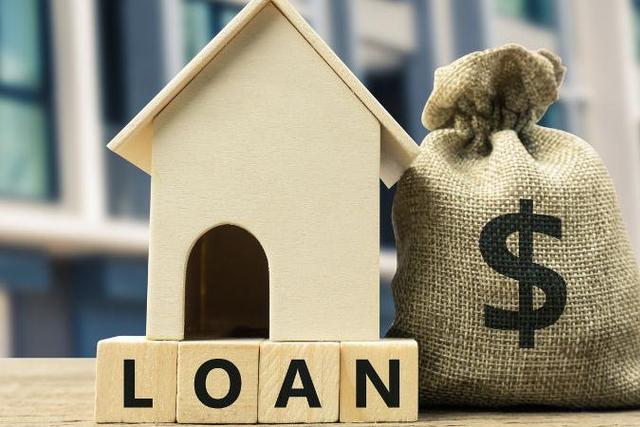 With digital lending becoming increasingly popular in Ghana, consumers are being urged to take basic precautions before borrowing from any mobile loan application.