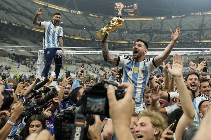 Argentina celebrates after winning World Cup