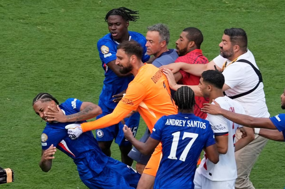 PSG coach Luis Enrique slaps Chelsea’s Joao Pedro after Club World Cup final drama