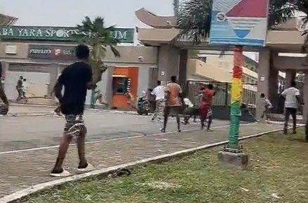 [Video] Chaos erupts as ISSEC students, local youth clash at Baba Yara Sports Stadium