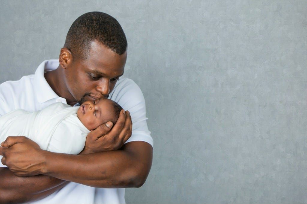 5 signs of father wound in women and how to deal with it