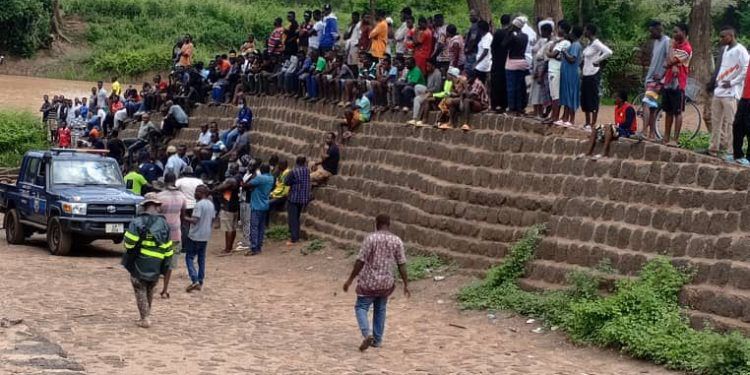 7 High school students die, 3 survive after canoe tips over on Black Volta River