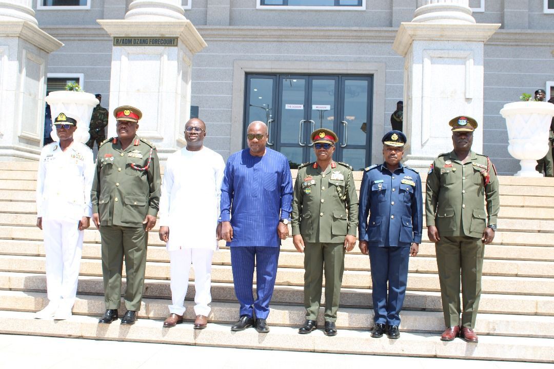 Gov’t withdraws military protection for former ministers, businessmen, others