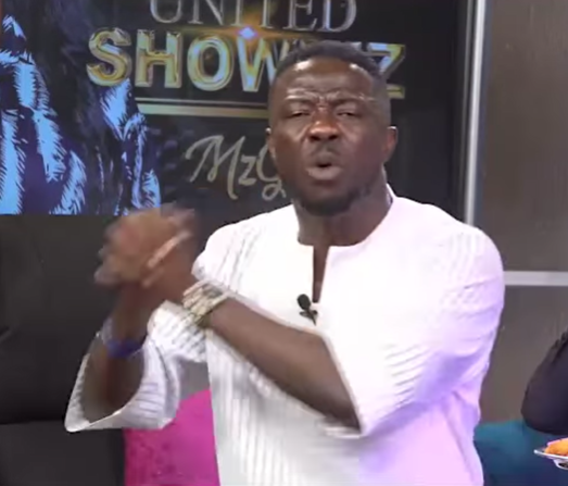 Kwaku Manu kneels on live TV, begs Mahama to end Ghanaians\' suffering