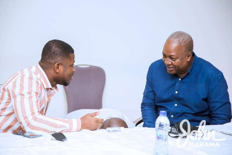 Sammy Gyamfi summoned by Chief of Staff over viral dollar gift to Agradaa