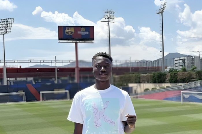 Barcelona signs Ghanaian teen star Hafiz Gariba on three-year deal