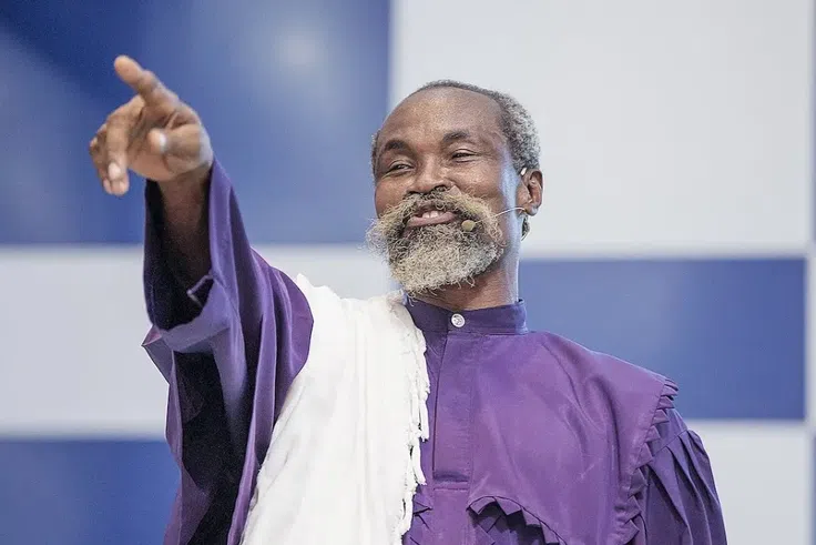 Adom Kyei-Duah bitterly laments over alleged theft by junior pastors [Video]