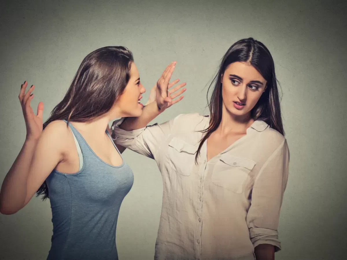 10 ways to identify a toxic person