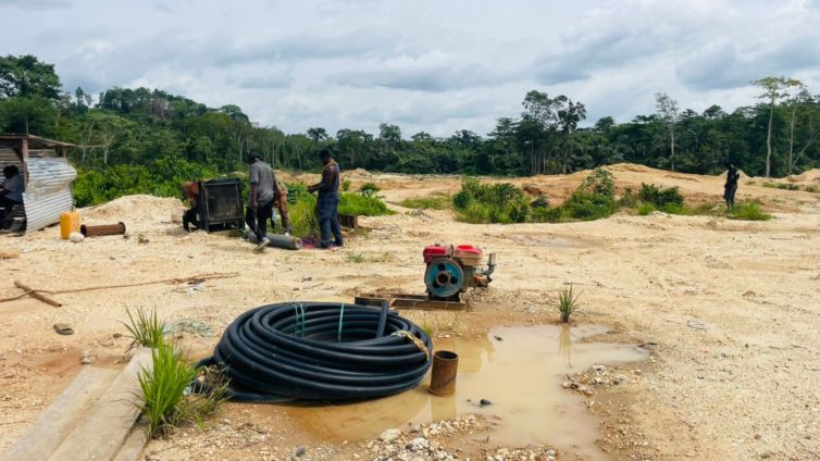 Police seize 4 excavators, arrest 9 at a galamsey site in Akani