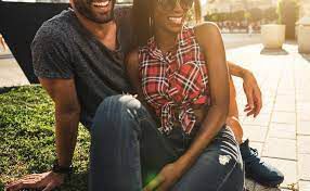 6 proven ways to become emotionally available in your relationship