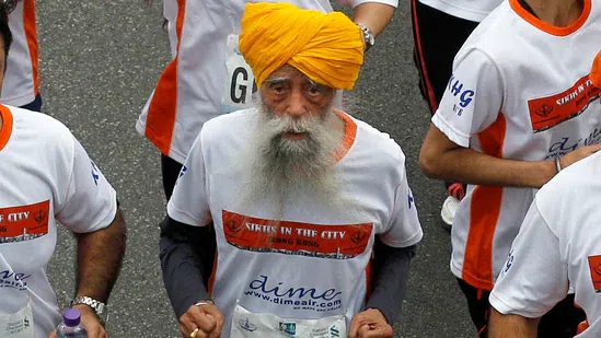World\'s oldest runner aged 114 dies after being hit by car, driver runs away