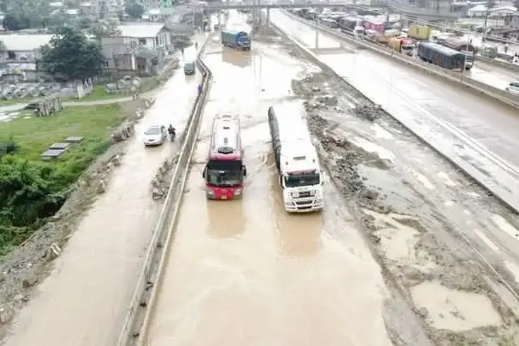 Commercial drivers threaten nationwide protest over deplorable Pokuase-Nsawam highway