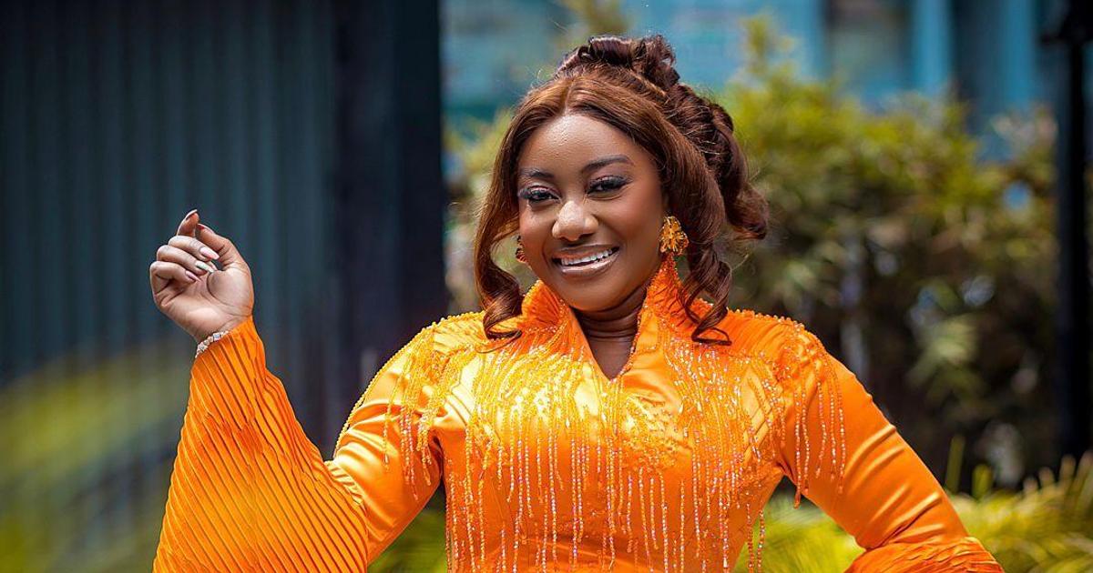 Ruth Adjei crowned female vocalist of the year at Praise Achievement ...