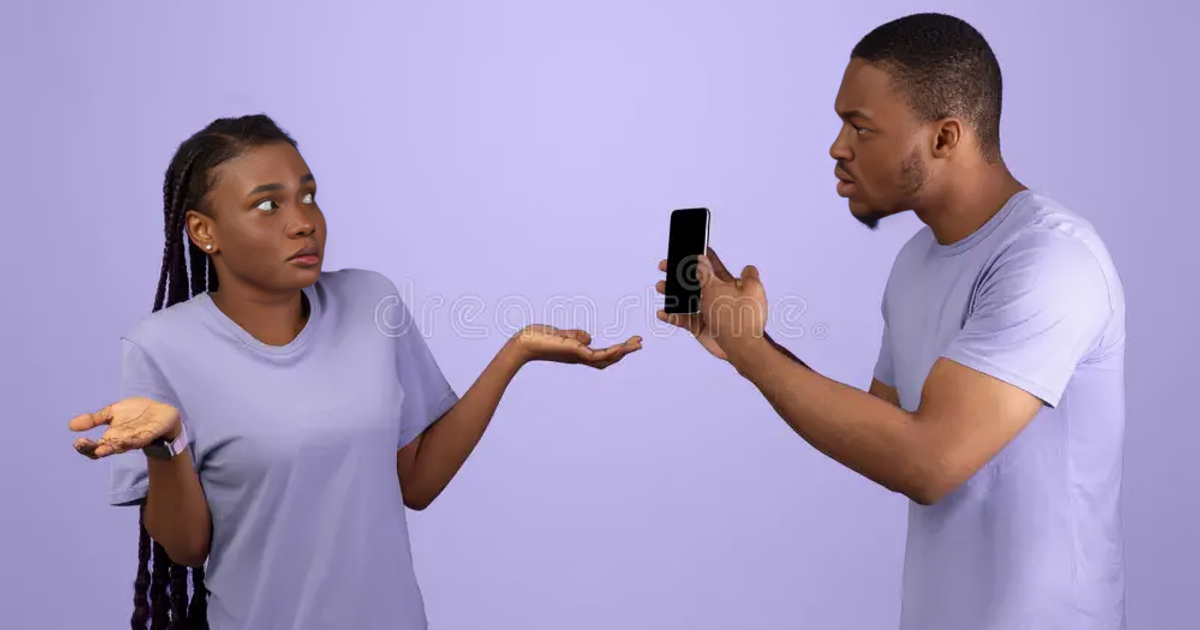 5 Things to consider before letting someone use your phone | Pulse Ghana