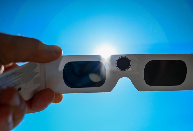 Solar eclipse glasses: What you need to know | Northwell Health