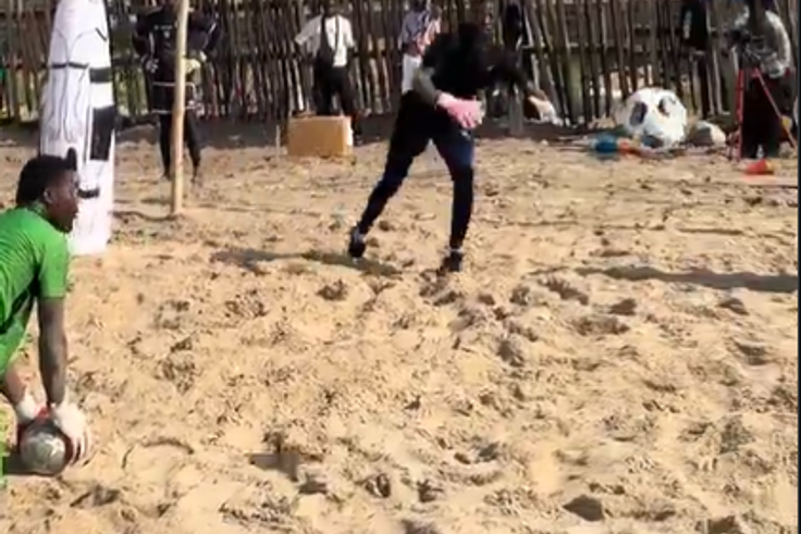Black Stars goalkeeper Benjamin Asare spotted in heated training sessions in pool and beachside for 2026 World Cup (video)
