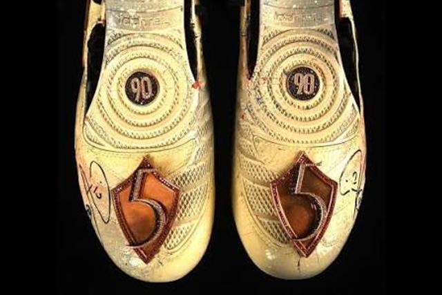 Rio Ferdinand's Diamond-Encrusted Nike Total 90