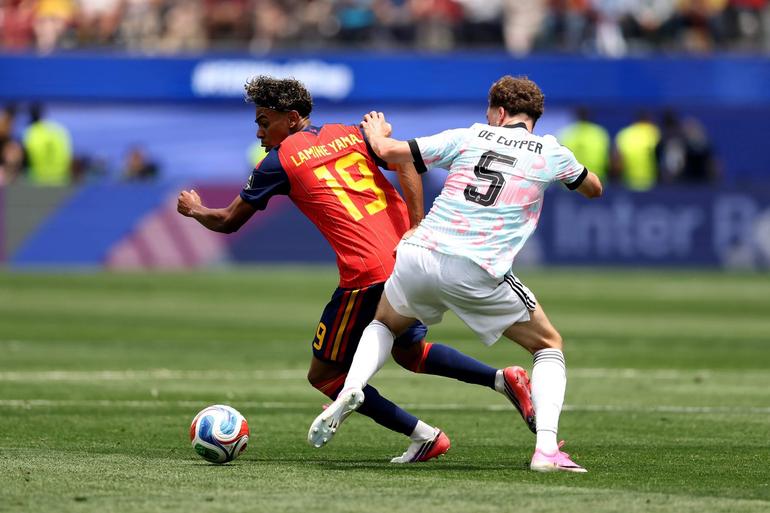 Lamine Yamal via Luke Hales/Getty Images